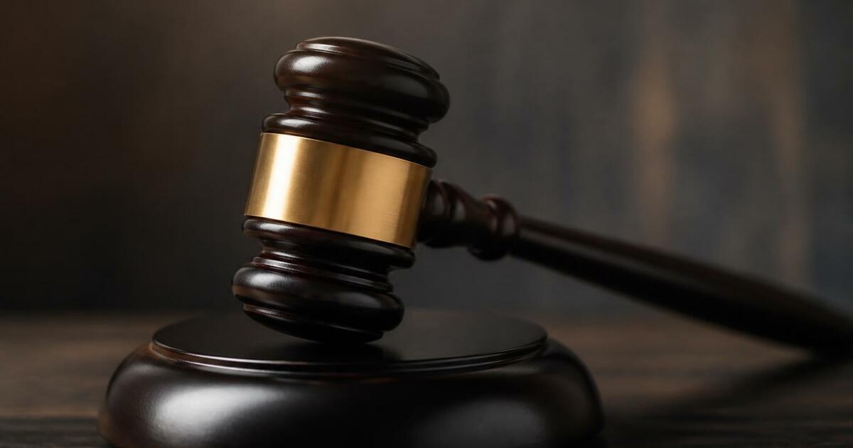 Свердловский областной суд оставил в СИЗО дирек...
